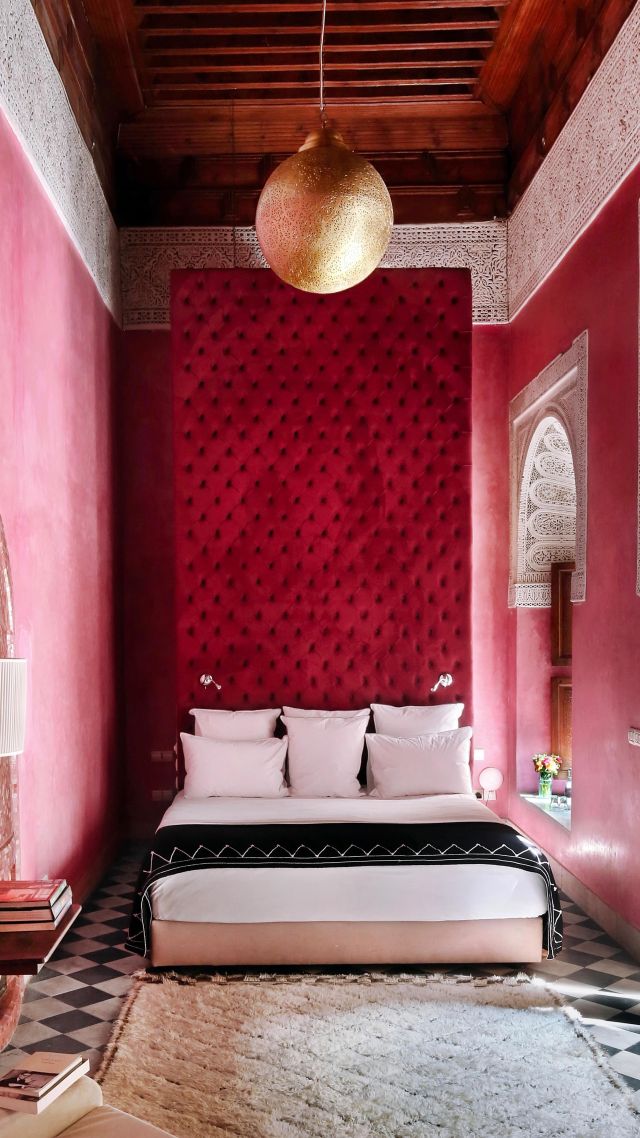 Pick me! Pick me! Pick me! Which room holds your gaze the most? 👀❤️#elfenn #elfennmarrakech #chooseyourfighter #chooseyourcharacter #pickoftheday #hotelroomdesign #hotelroomdecor #interiordesign #luxurybedrooms #bedroomsofinstagram #picturethis #stayawhile #colourfulhome