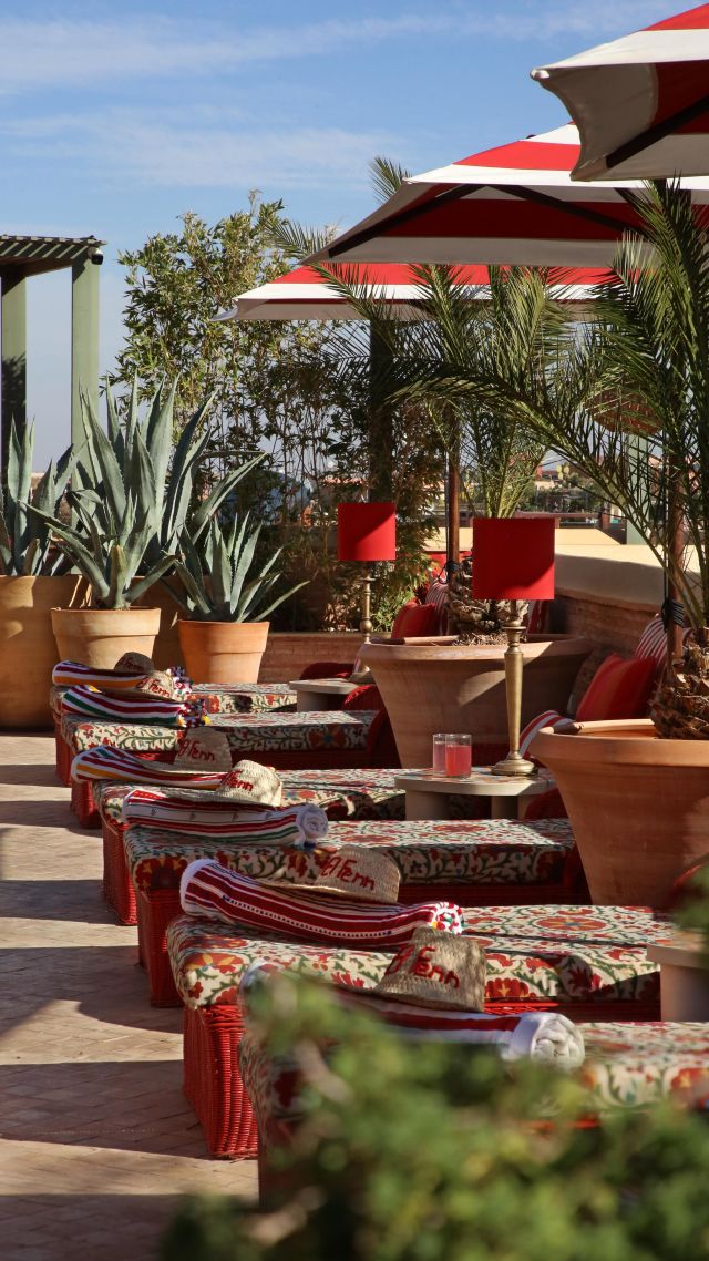 Need a double shot of Vitamin C and D? Here’s the remedy. Sit, soak and let the sunshine in.#elfenn #elfennmarrakech #sunshinestate #sunshinestateofmind #2024travel #rooftoppool #marrakechmedina #poolpass